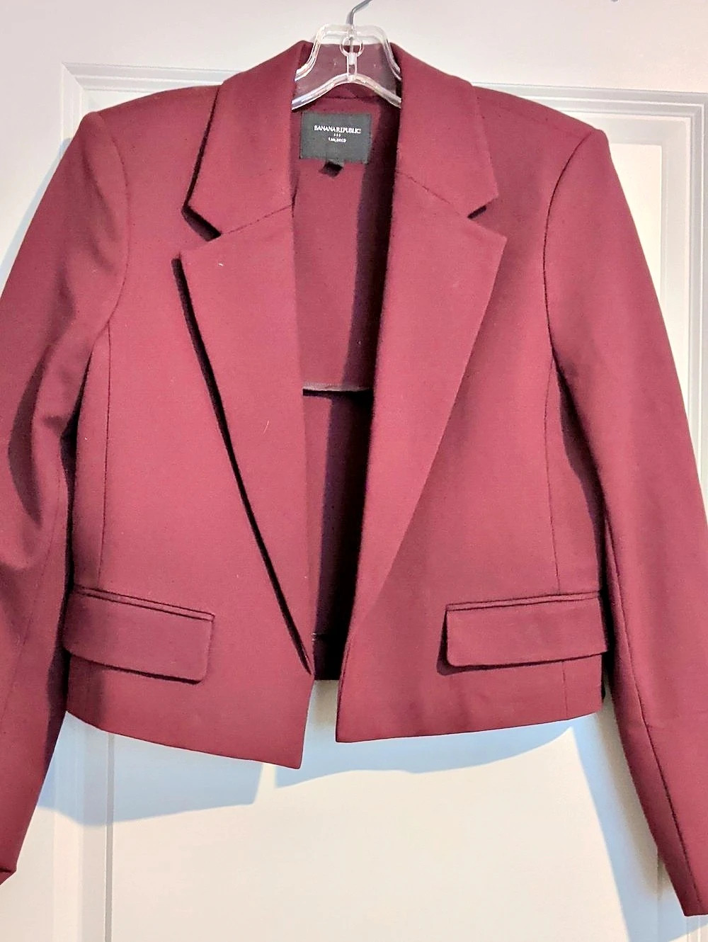 Banana Republic Tailored Blazer in Burgundy Medium Like New